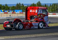 Championnat de France Camions du Nürburgring - Sur le podium avec des traces de combat