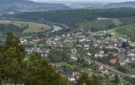 Rheinland-Pfalz, Eifel - Kastel-Staadt 01.JPG