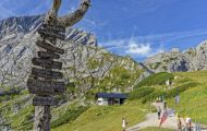Bayern, Oberbayern - Garmisch-Partenkirchen Alpspitzbahn  Genuss Erlebnissweg 01.JPG