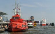 Hamburg, Hamburg - Innenstadt  Landungsbrücken 08.JPG