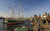 Hamburg, Hamburg - Innenstadt  Landungsbrücken 11.JPG