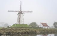 Westflandern, Damme - Kanaal van Brugge  Hoeke Windmill 06.JPG