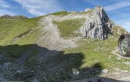 Bayern, Oberbayern - Mittenwald  Karwendelgrube, Westliche Karwendelspitze 01.JPG