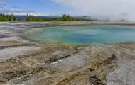 Wyoming, Northwest - Yellowstone National Park Midway Geyser Bassin 06.JPG