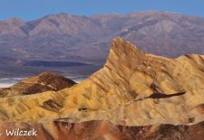 Death Valley - Bizarre Erosionsstrukturen am Zabriskie Point.JPG