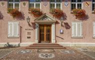 Baden-Württemberg, Breisach am Rhein - Innenstadt  Münsterplatz 04.JPG
