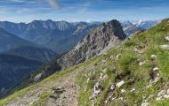 Bayern, Oberbayern - Mittenwald  Karwendelgrube, Westliche Karwendelspitze 07.JPG