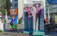 Berlin, Berlin - Innenstadt / Checkpoint Charlie 05