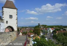Europastadt Breisach am Rhein - Hagenbachturm mit Blick auf die Unterstadt.JPG