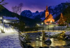 Weihnachtlich geschmückter Malerwinkel