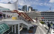 Städte, Kanada - British Columbia  Vancouver - Canada Place 08.JPG