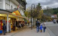 Baden-Württemberg, Titisee-Neustadt - Seestraße  Seepromenade 19.JPG