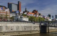 Hamburg, Hamburg - Innenstadt  Landungsbrücken 03.JPG