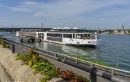 Fahrzeuge, Wasserfahrzeuge - Kreuzfahrtschiffe  Deutschland 04.JPG