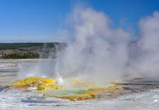 SEHNSUCHTSLANDSCHAFTEN im Amerikanischen Westen - Clepsydra Geyser im Yellowstone