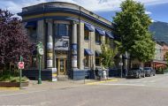 Städte, Kanada - British Columbia Revelstoke - Town Centre 07.JPG